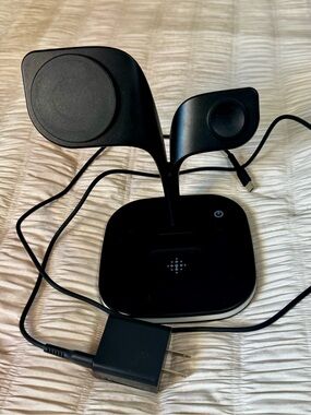 3 in One Charging Station - phone, watch, earbuds